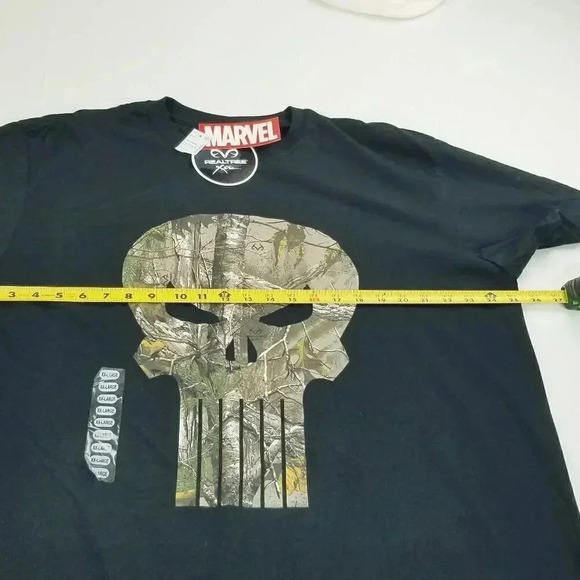 Marvel 2XL Young Men's Punisher Camo Skull Realtree Xtra Black Cotton Crew Teee - Picture 2 of 9